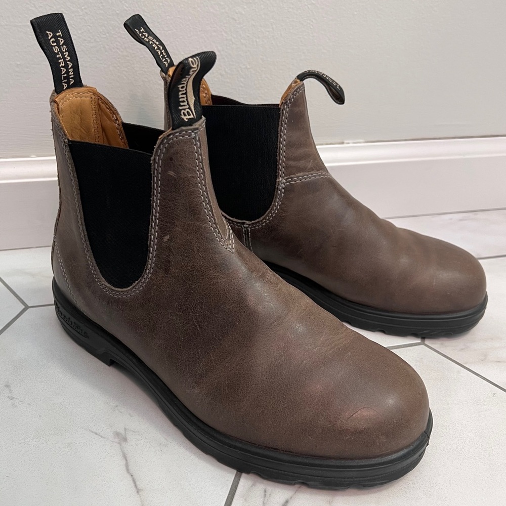 Blundstone 1469 Steel Gray Premium Leather Chelsea Boots Size 10.5 Womens